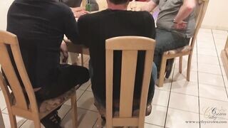 Francia amatőr fiatal legelső orgia szexe