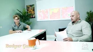 Perverz anyukák és a főnök durva pénisze