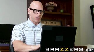 Joslyn James imádja a óriási kárót