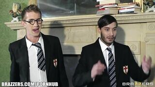 Tarra White a vonzó sulis luvnya