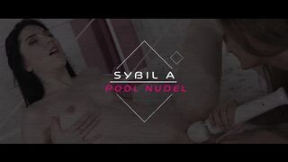 Sybil vaginája megkúrva