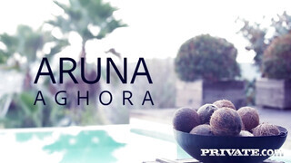 Aruna Aghora pici lyuka finoman meghágva