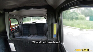 Fake Taxi - Fiatal lány jól cumizza a taxist