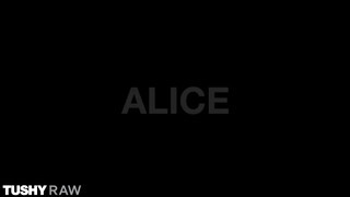 TUSHYRAW - Alice Pink ánusza megbaszva