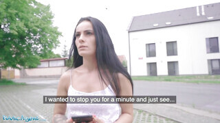 Public Agent - Lexi Dona pénzért kamatyol