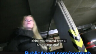 PublicAgent - Bella Karina a hatalmas tőgyes világos szőke