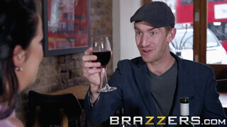 Brazzers - Anissa Jolie élvezi a termetes kárót