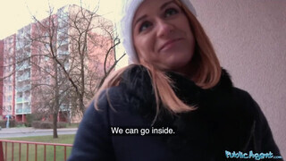 Jenny Manson a bűbájos orosz csajszi - Public Agent