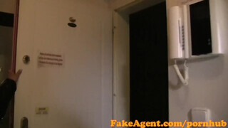 FakeAgent - bárban felszedett pipi castingon
