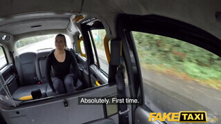 Fake Taxi - Nikky Dream termetes cickós szöszi