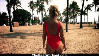 TheRealWorkout - A hatalmas fenekű Kelsi keményen megkúrva