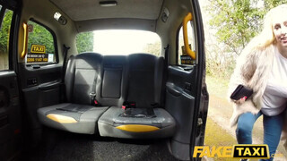 Fake Taxi - Óriási cicis világos szőke megkúrelva