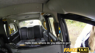 Fake Taxi - Hatalmas tőgyes tinédzser csaj a hátsó ülésen