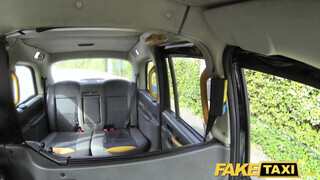 Fake Taxi - Eva Johnson kedveli a óriási pélót