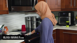 Hijab Hookup - Szőrös punás arab bige