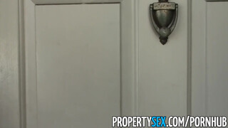 PropertySex - dögös világos szőke ingatlanos maca