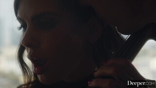 Deeper - Keisha Grey a óriási cicis zsenge maca