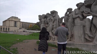 Jules Jordan - Canela Skin a csinos turista pipi
