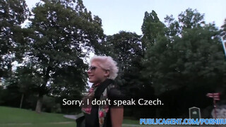 PublicAgent - leszbikus nőci hagyja magát megbaszni