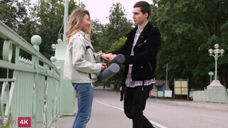 Slim4K - Luna Umberley ismeretlen fószerrel kupakol