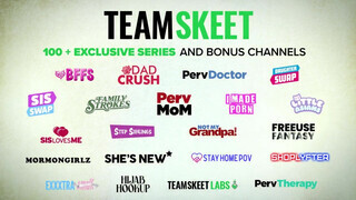 TeamSkeet - Crissy Kay megujjazott pici ánusza