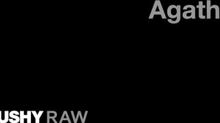 TUSHYRAW - Agatha a bűbájos vörös hajú nőci