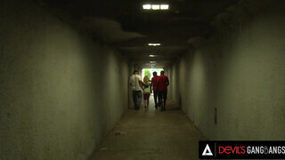 DevilsGangbangs - Argentin milf csoport szex kúrása