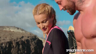 Private com - Cherry Kiss a izgató szörfös szuka
