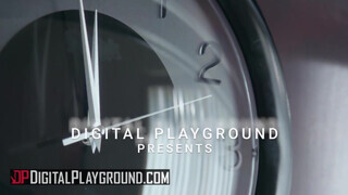 DigitalPlayground - Kira Noir a szexi félvér nőci