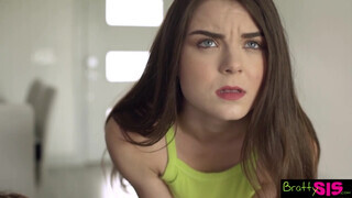 Megan Marx a dugásmániás csajszika