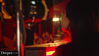 Deeper - Lulu és Kimmy csoki fószerrel kefélnek