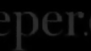 Deeper - Queenie a bájos hatalmas kannás milf