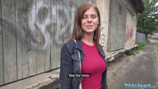 Public Agent - Tiffany Blue a csábító formás fenekű csajszika