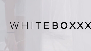 WhiteBoxxx - Luna Corazon a bombázó spanyol csajszika