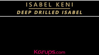 Isabel Keni megrakva gigászi dákóval - Karups