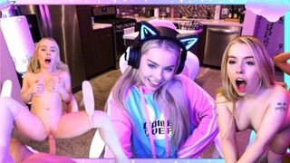 Haley Spades a dögös gamer nőci