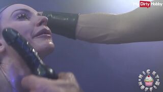 Világos Szőke amatőr zsenge micky muffin brutális anális dugással