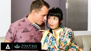 Marica Hase forró masszázsánál megtöri a gigantikus pénisze ügyfelétől