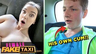 Lady Gang megőrül a termetes faszú fiatal pov szopásán a taxisban