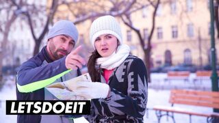 Francesca Di Caprio vad anális szeretkezése Neeoval külföldön